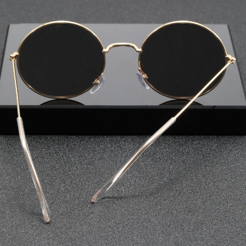 Retro Men Punk Style Sunglasse - Metal Photo Panel ulasan dan harga
